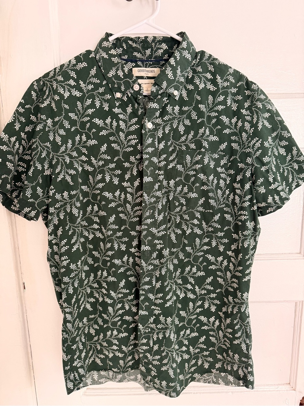 Goodthreads Dark Green Short-Sleeve Floral Button-Down Shirt